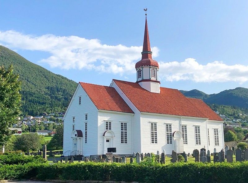 RAKEL AND RYANS WEDDING 25 JUNE 2022 IN NORDFJORDEID CHURCH