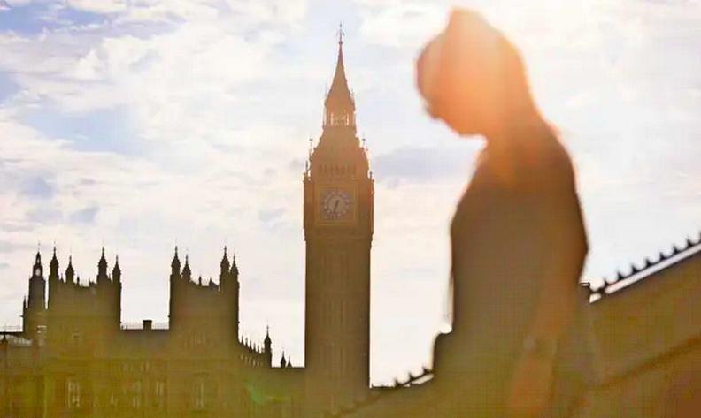 England braces for 40C temperatures as experts warn thousands could die