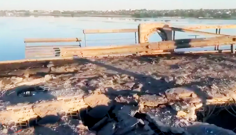 Russia-Ukraine live news: Ukraine attacks key Kherson bridge in a bid to isolate Russian forces