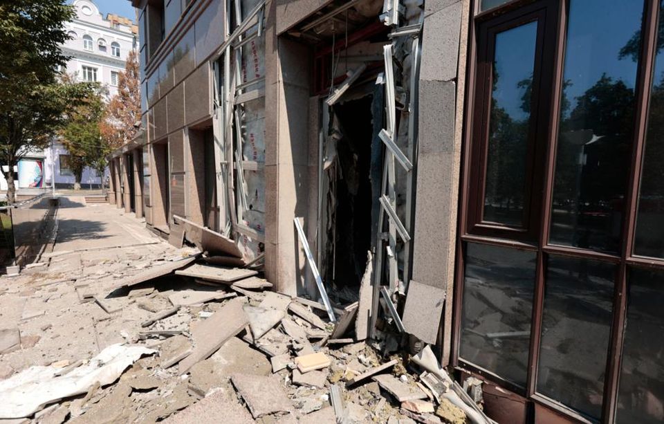 Shelling of the center of Donetsk by the Ukrainian military.