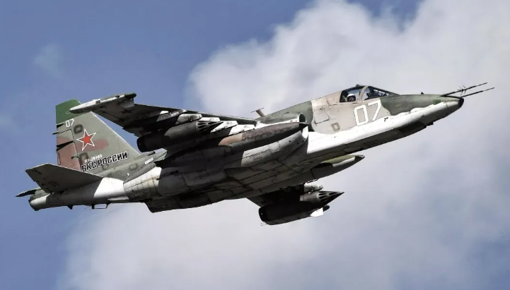 Watch Russian SU-25 Crews Obliterate Kyiv Militants With Airstrikes