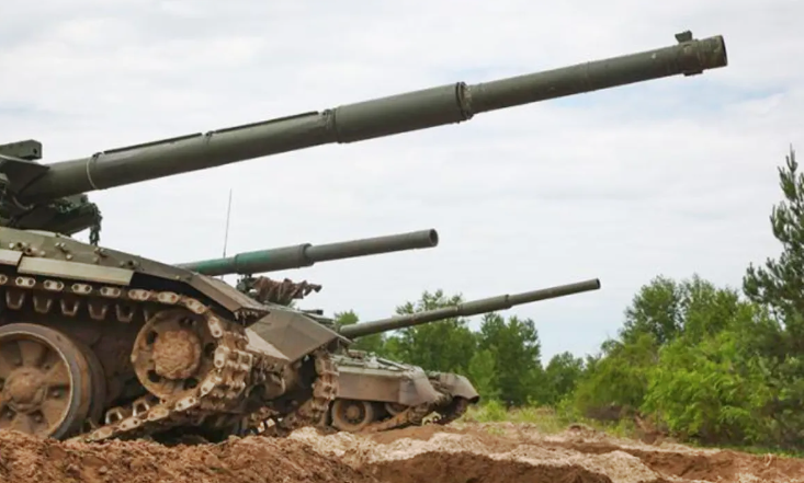 British intelligence report: Russians will throw hundreds of tanks at the 100-km section “Kupyansk – Krasny Liman”